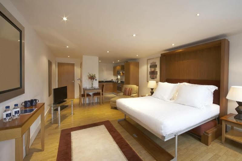 Marlin Apartments Stratford Londra Dış mekan fotoğraf